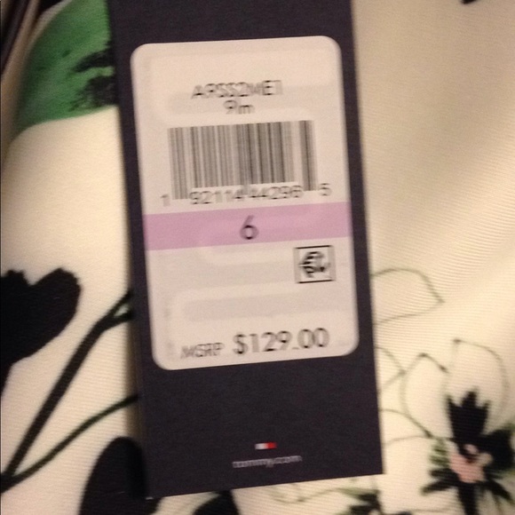 Tommy Hilfiger dress - floral print exotic 🌸💐 - Picture 5 of 5